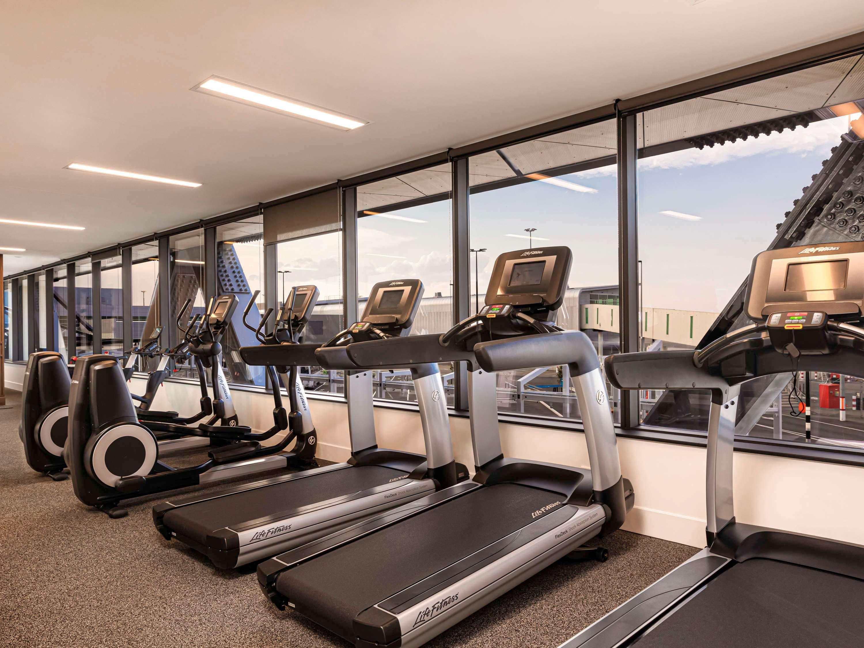 Novotel Christchurch Airport Екстериор снимка