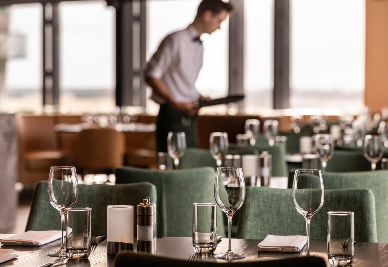 Novotel Christchurch Airport Екстериор снимка